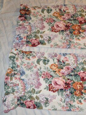 Ralph Lauren Allison Multi Floral Ruffled Standard Pillowcases Set (2) USA